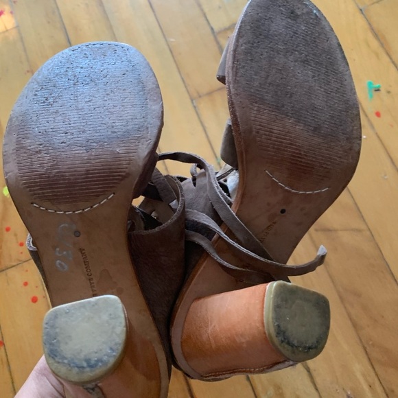 Frye Sofia lace up brown Suede Women's Sandals - Picture 4 of 5